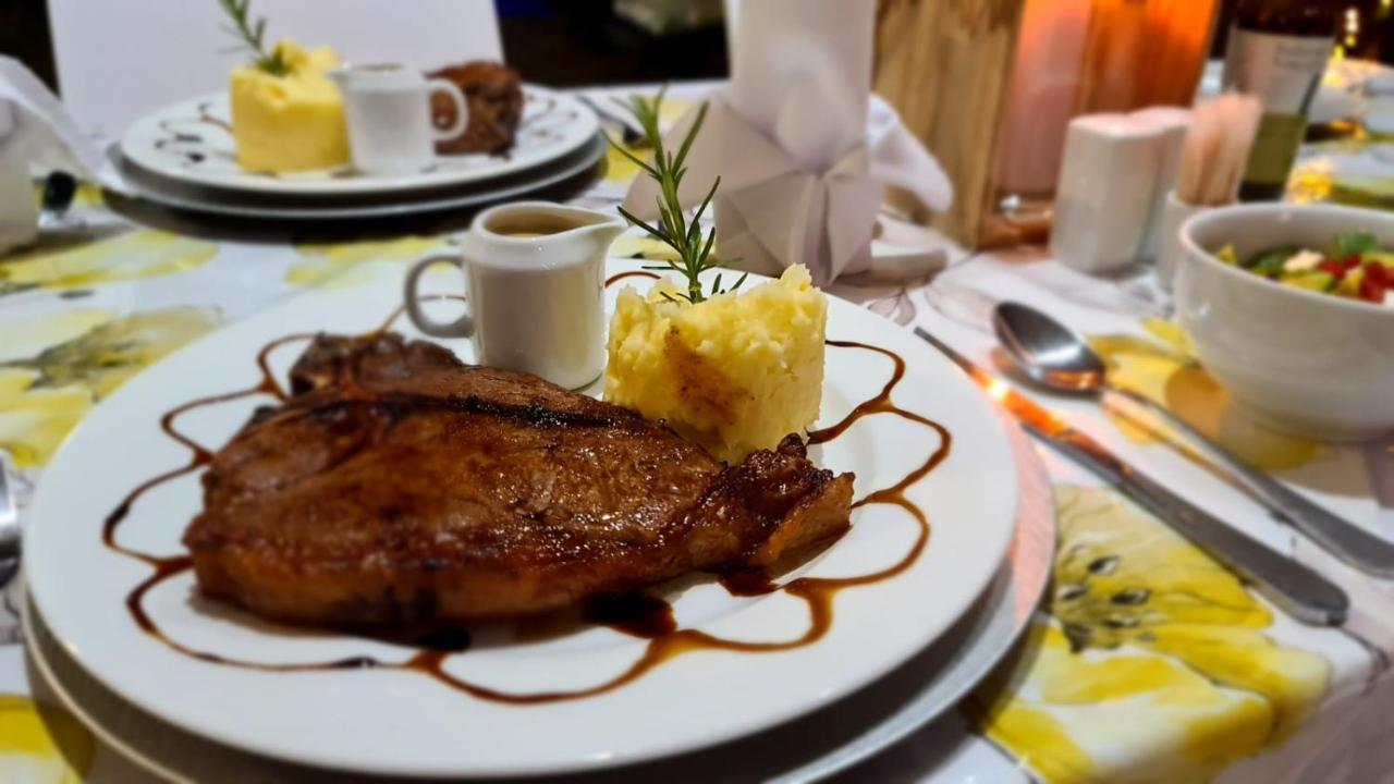 Matumi Golf Lodge Mbombela Eksteriør bilde
